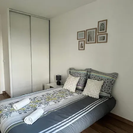 Le Val - 20min De Paris Et Orly - Balcon - Wifi - Espace De Travail *